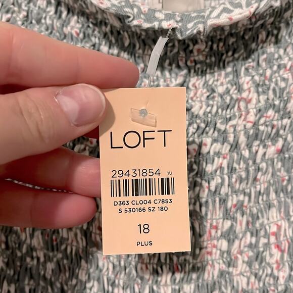 LOFT 3/4 Sleeve Floral Smocked Cropped Off The Shoulder Top, NWT - Picture 11 of 12